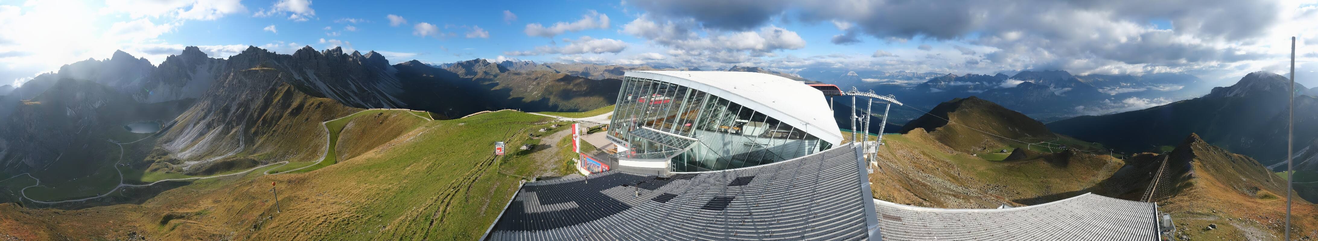Archiv Foto Webcam Axamer Lizum: Bergstation Olympiabahn