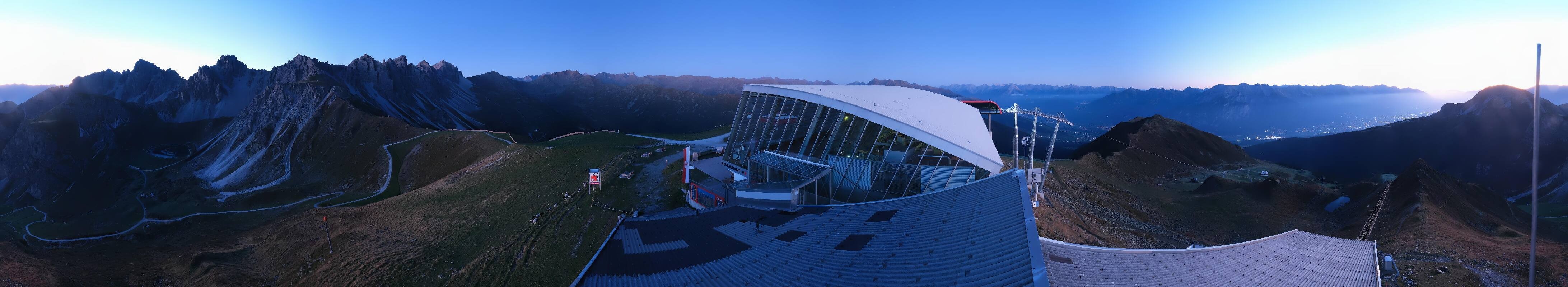 Archiv Foto Webcam Axamer Lizum: Bergstation Olympiabahn