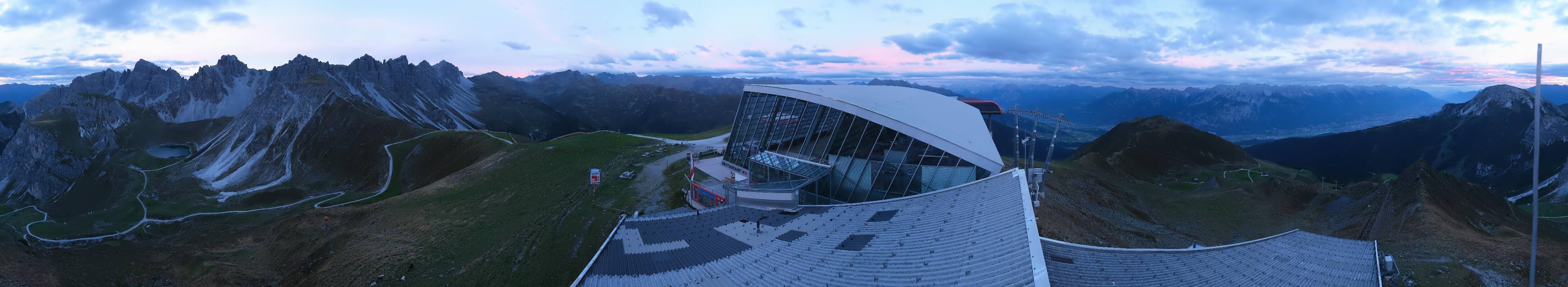 Archiv Foto Webcam Axamer Lizum: Bergstation Olympiabahn