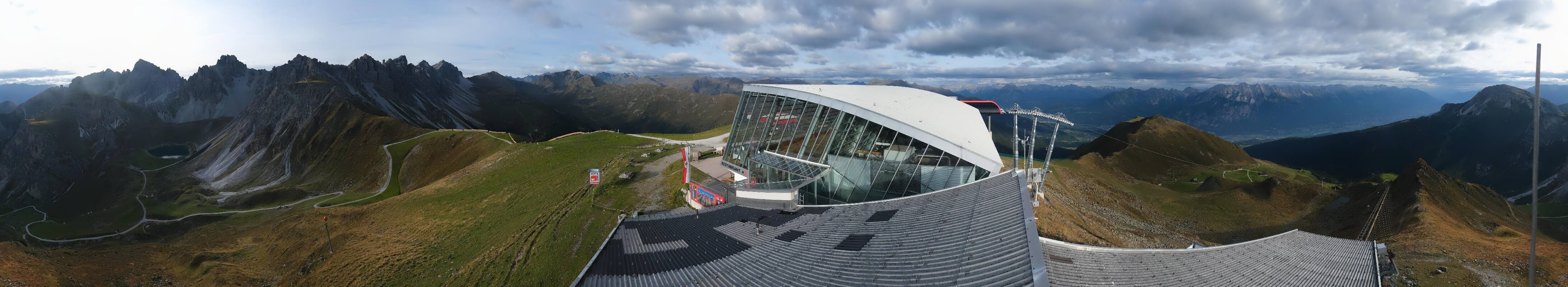 Archiv Foto Webcam Axamer Lizum: Bergstation Olympiabahn