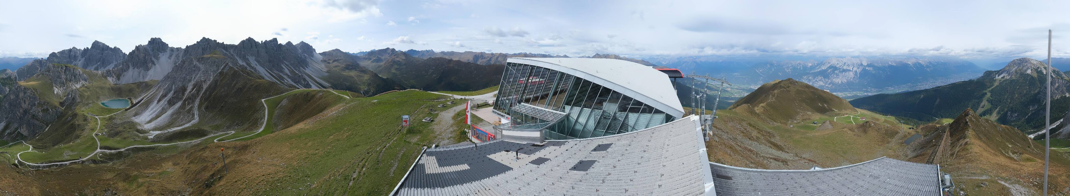 Archived image Webcam Axamer Lizum: Top station Olympia funicular