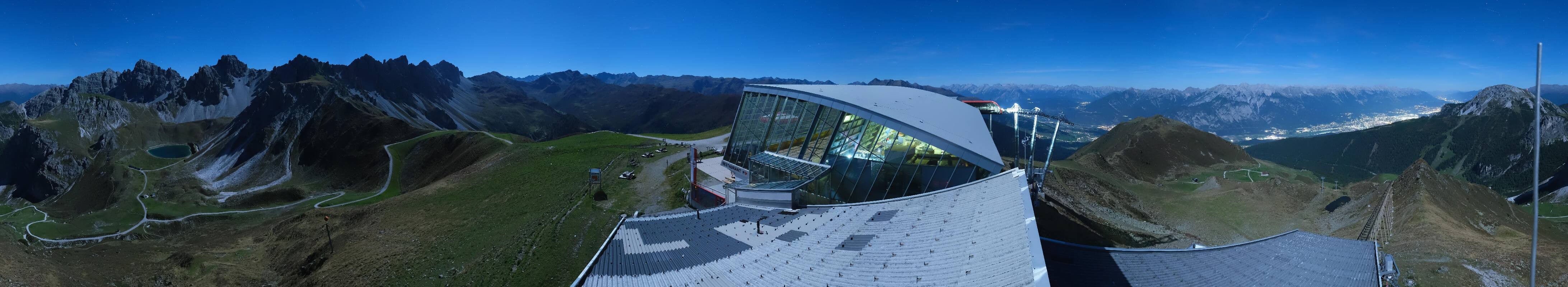 Archived image Webcam Axamer Lizum: Top station Olympia funicular
