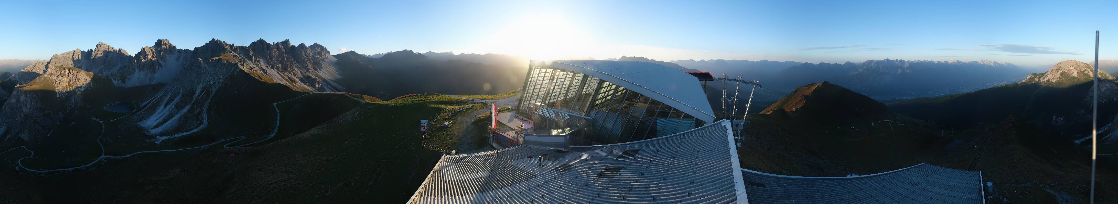 Archiv Foto Webcam Axamer Lizum: Bergstation Olympiabahn
