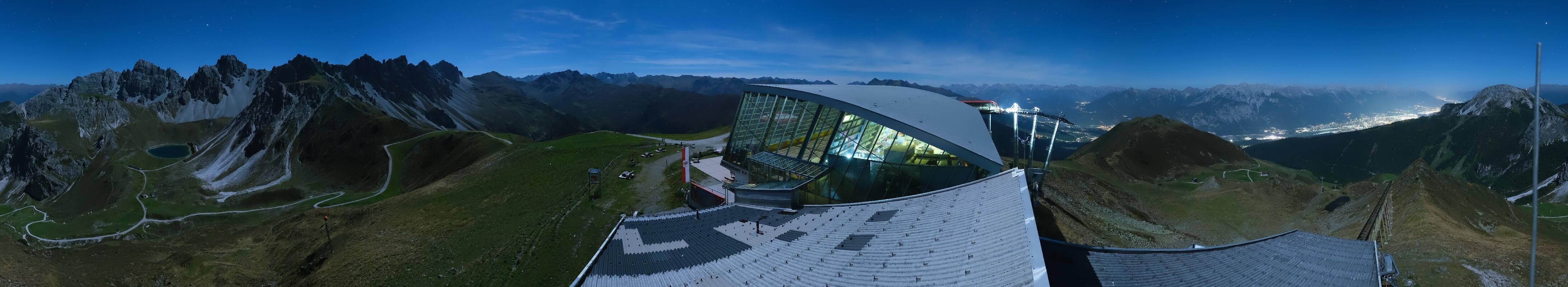 Archived image Webcam Axamer Lizum: Top station Olympia funicular