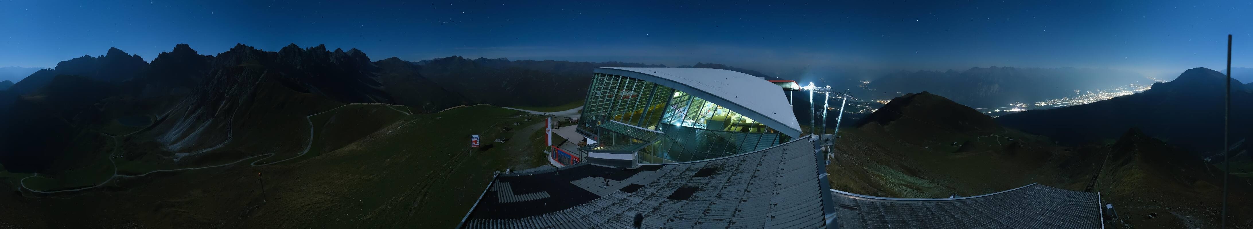 Archived image Webcam Axamer Lizum: Top station Olympia funicular