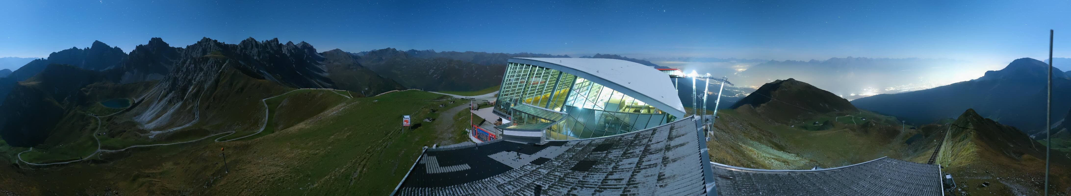 Archived image Webcam Axamer Lizum: Top station Olympia funicular