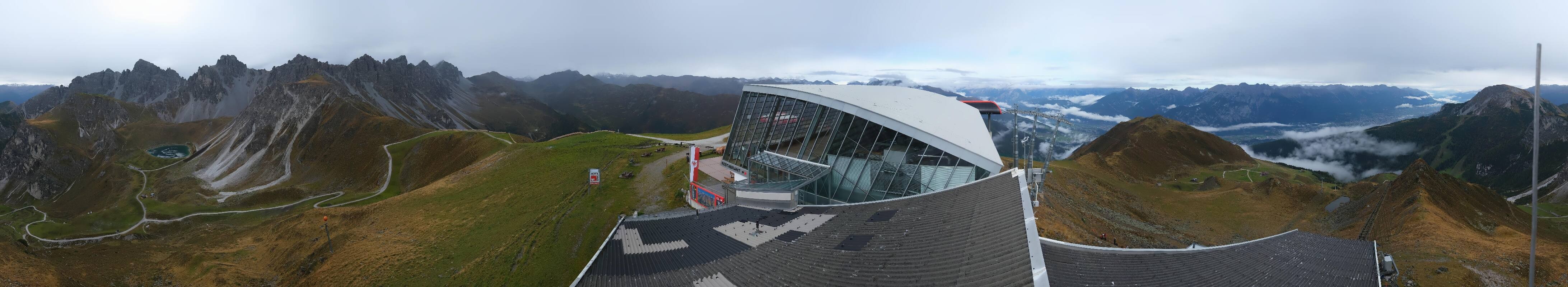 Archived image Webcam Axamer Lizum: Top station Olympia funicular