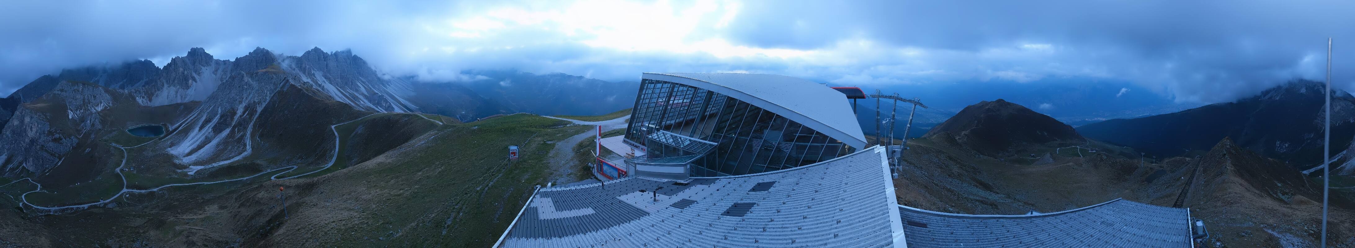 Archiv Foto Webcam Axamer Lizum: Bergstation Olympiabahn