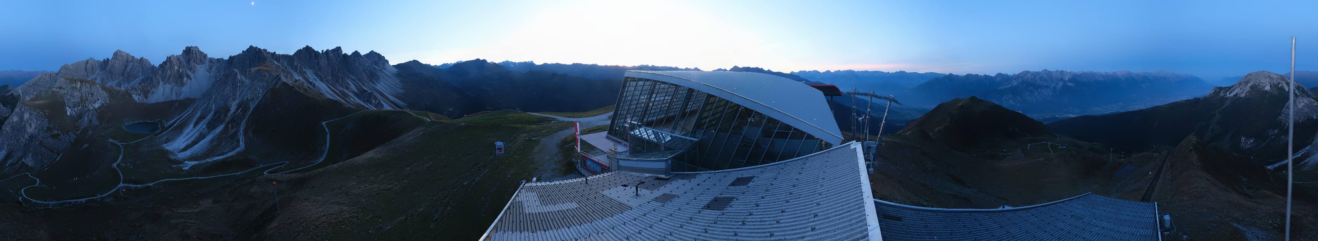 Archiv Foto Webcam Axamer Lizum: Bergstation Olympiabahn