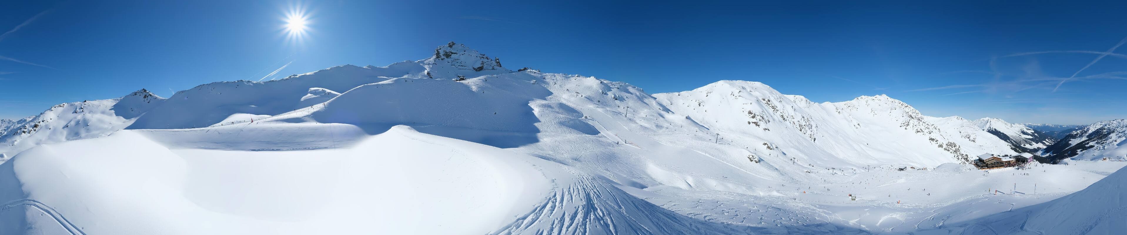 Archived image Webcam Hochfügen - Mountain restaurant 8er Alm