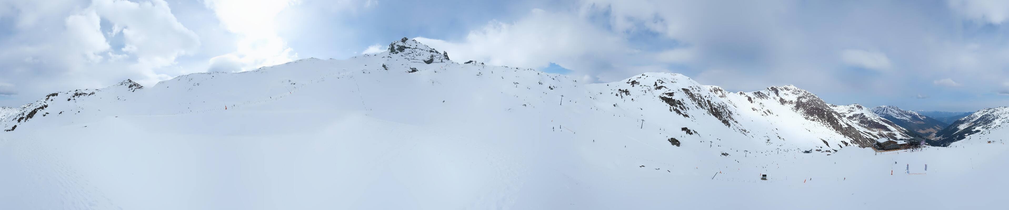 Archived image Webcam Hochfügen - Mountain restaurant 8er Alm