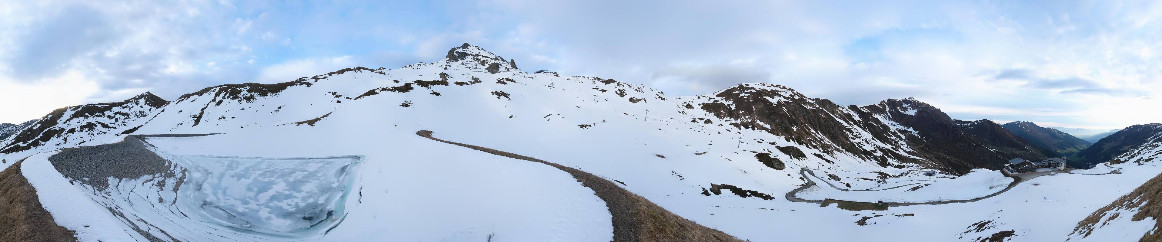 Archiv Foto Webcam Hochfügen - Speicherteich 8er Alm