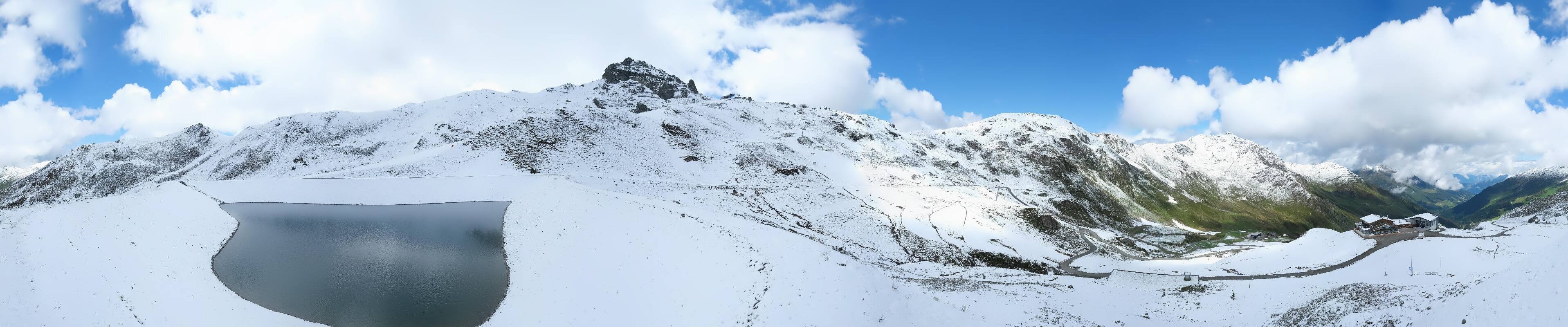 Archived image Webcam Hochfügen - Mountain restaurant 8er Alm