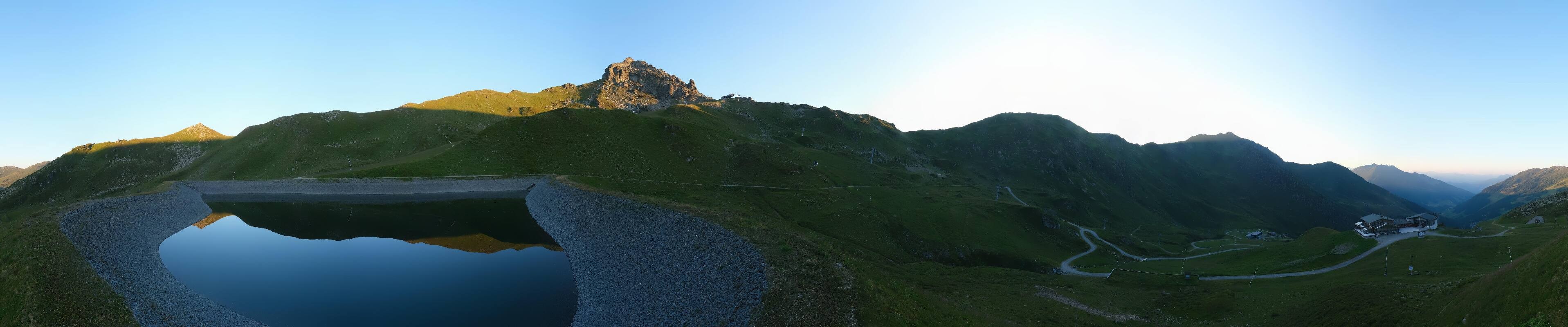 Archiv Foto Webcam Hochfügen - Speicherteich 8er Alm