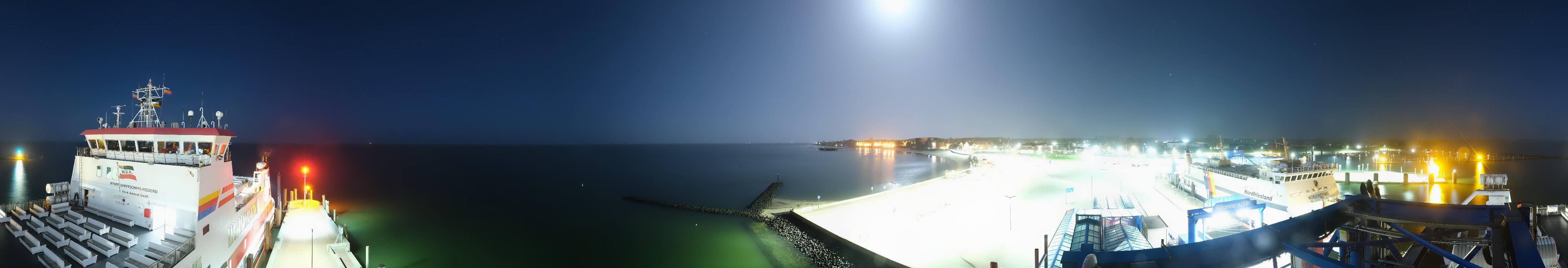 Archived image Webcam Föhr - Ferry terminal and harbour Wyk