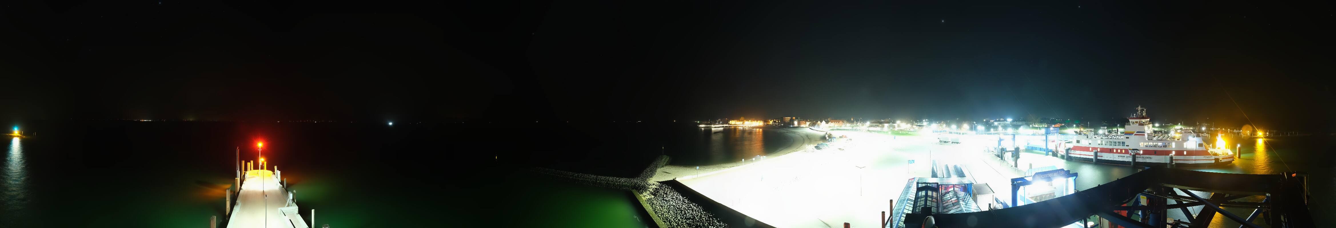 Archived image Webcam Föhr - Ferry terminal and harbour Wyk