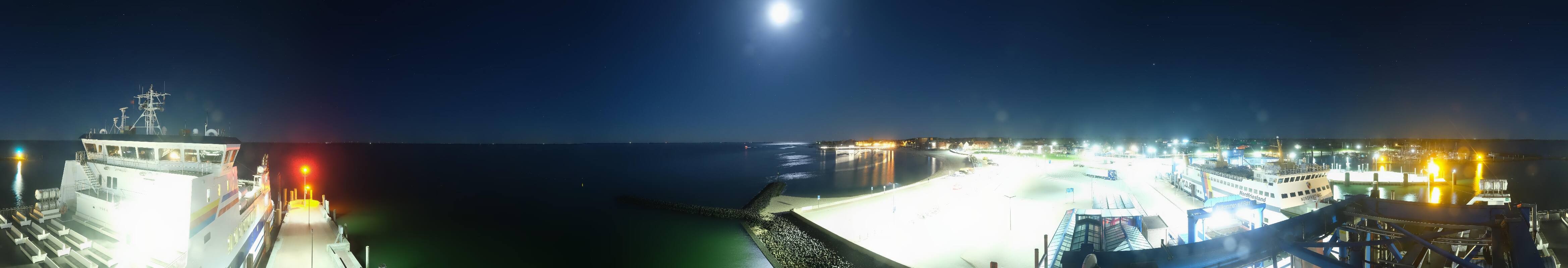 Archived image Webcam Föhr - Ferry terminal and harbour Wyk