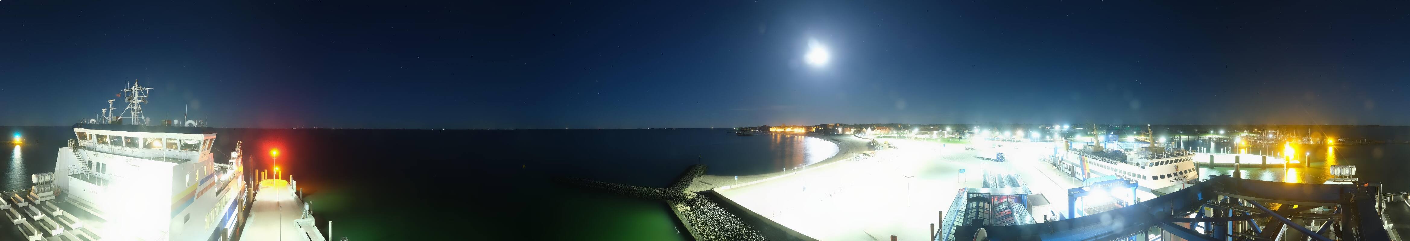 Archived image Webcam Föhr - Ferry terminal and harbour Wyk