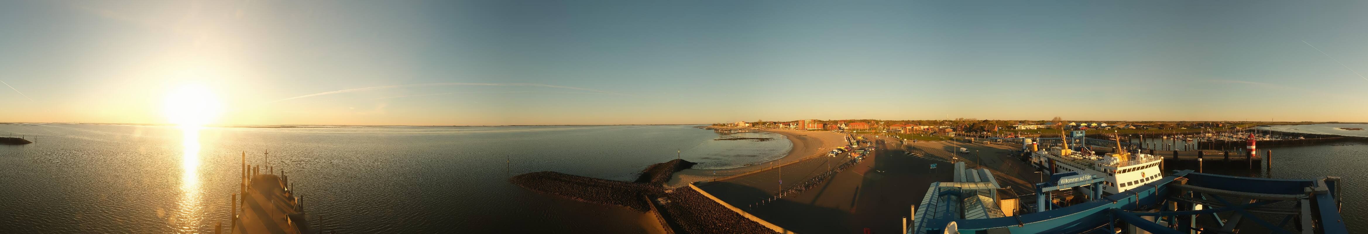 Archived image Webcam Föhr - Ferry terminal and harbour Wyk