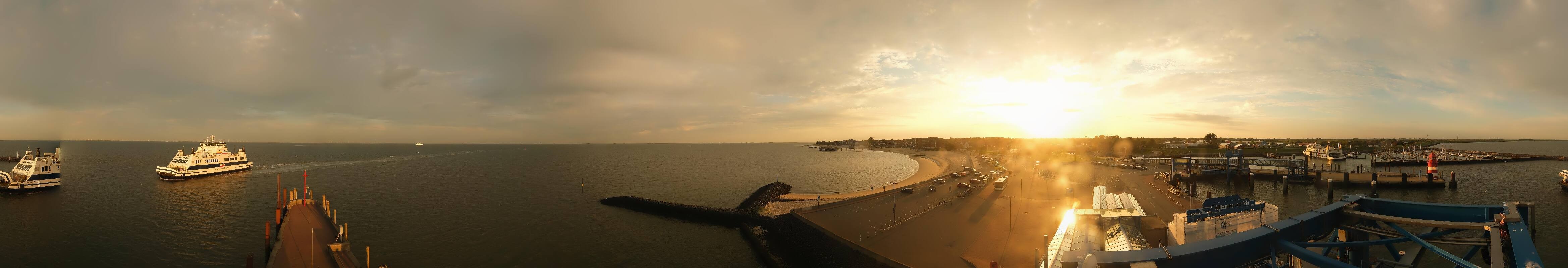 Archived image Webcam Föhr - Ferry terminal and harbour Wyk