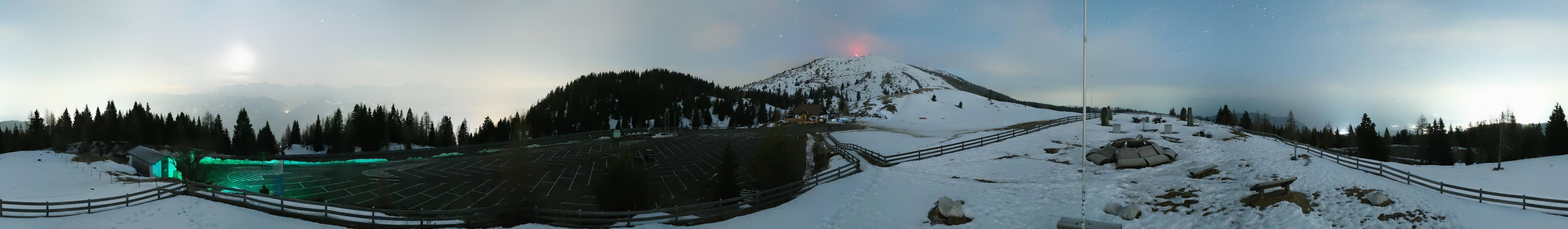 Archived image Webcam Villach Alpine Road - Viewpoint Rosstratten