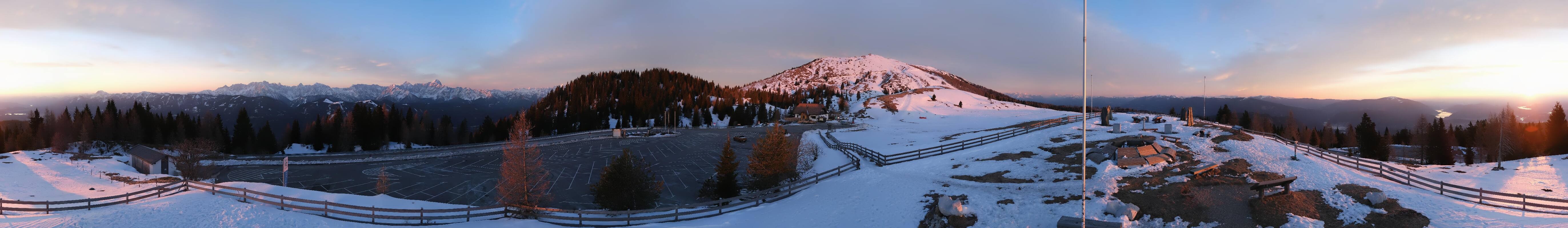 Archiv Foto Webcam Villacher Alpenstraße - Aussichtspunkt Rosstratten
