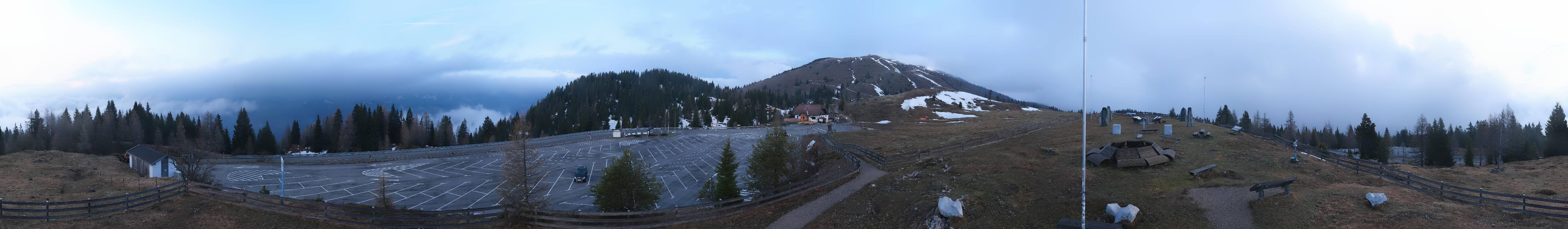 Archiv Foto Webcam Villacher Alpenstraße - Aussichtspunkt Rosstratten