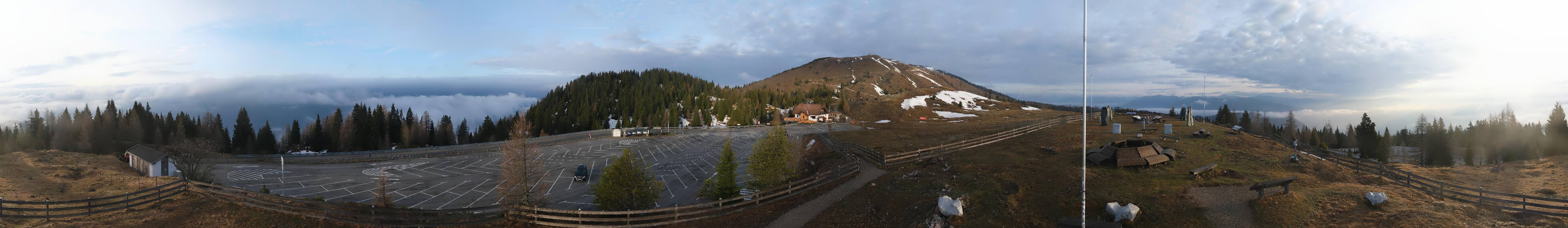 Archiv Foto Webcam Villacher Alpenstraße - Aussichtspunkt Rosstratten