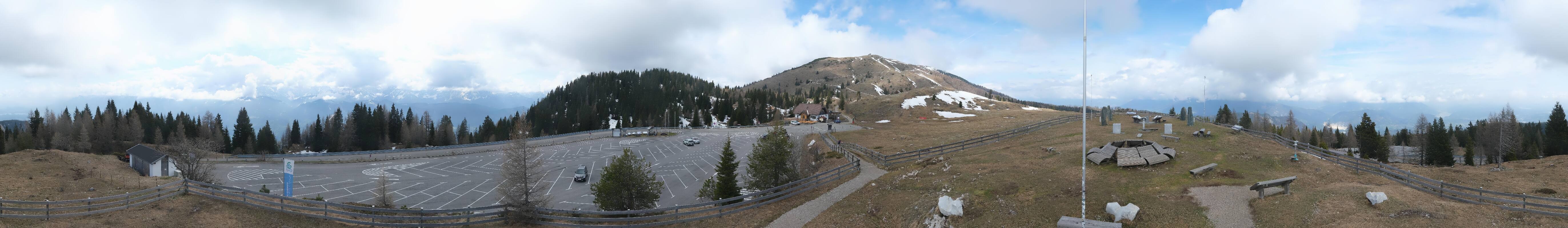 Archived image Webcam Villach Alpine Road - Viewpoint Rosstratten