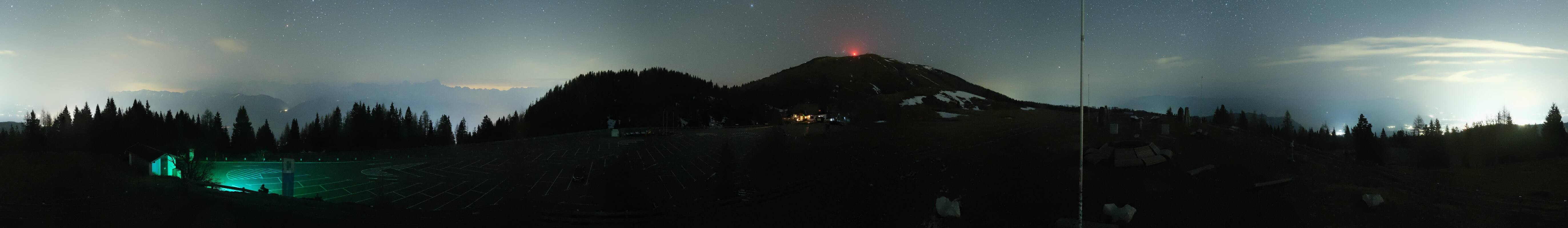 Archiv Foto Webcam Villacher Alpenstraße - Aussichtspunkt Rosstratten