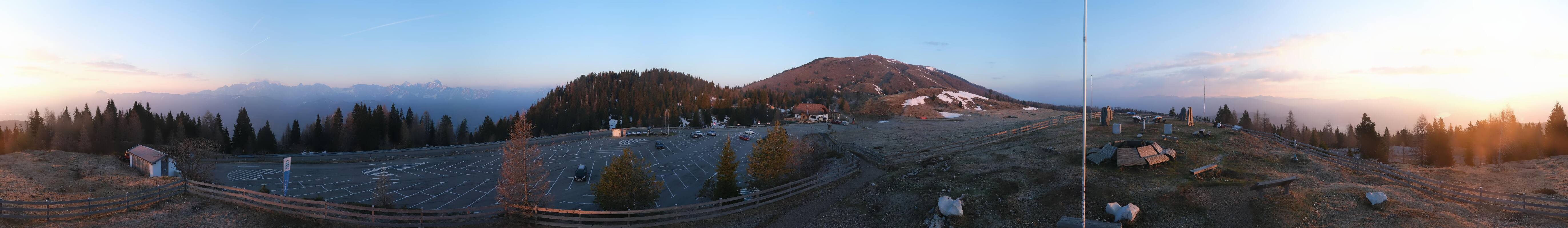Archiv Foto Webcam Villacher Alpenstraße - Aussichtspunkt Rosstratten