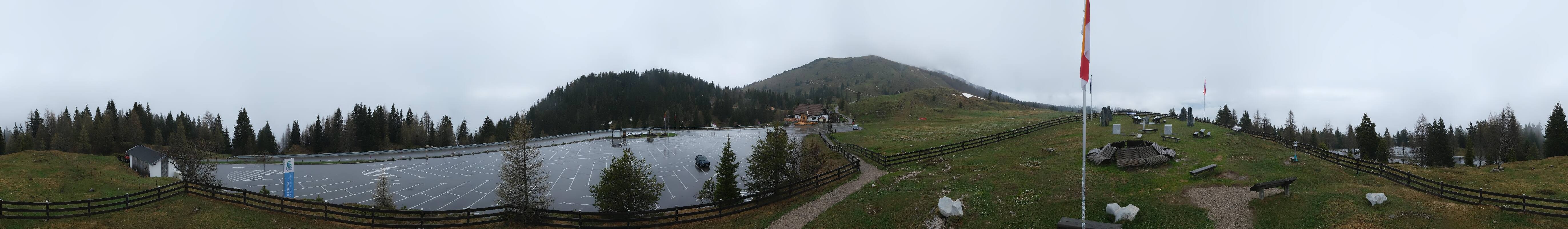Archived image Webcam Villach Alpine Road - Viewpoint Rosstratten