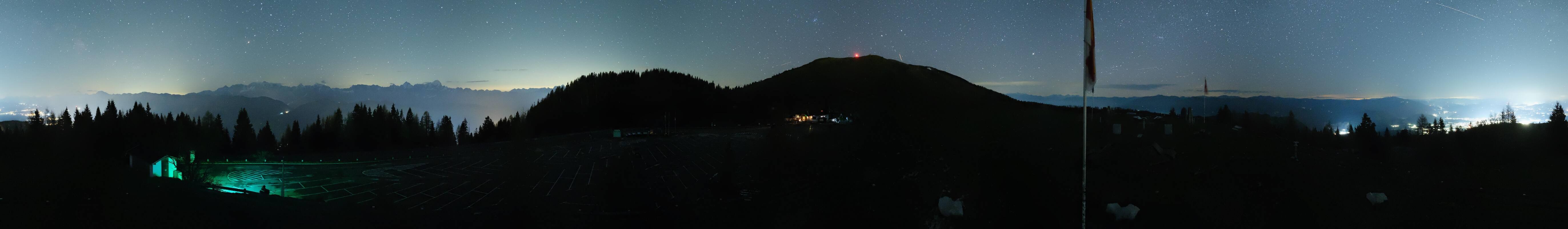 Archiv Foto Webcam Villacher Alpenstraße - Aussichtspunkt Rosstratten