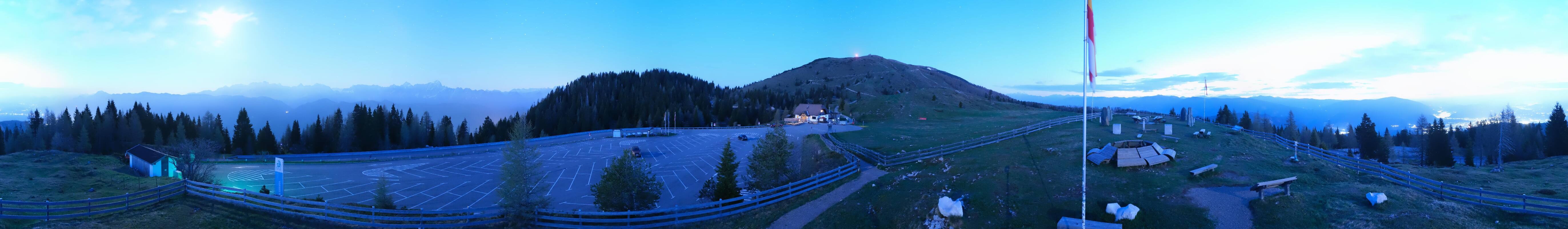 Archiv Foto Webcam Villacher Alpenstraße - Aussichtspunkt Rosstratten