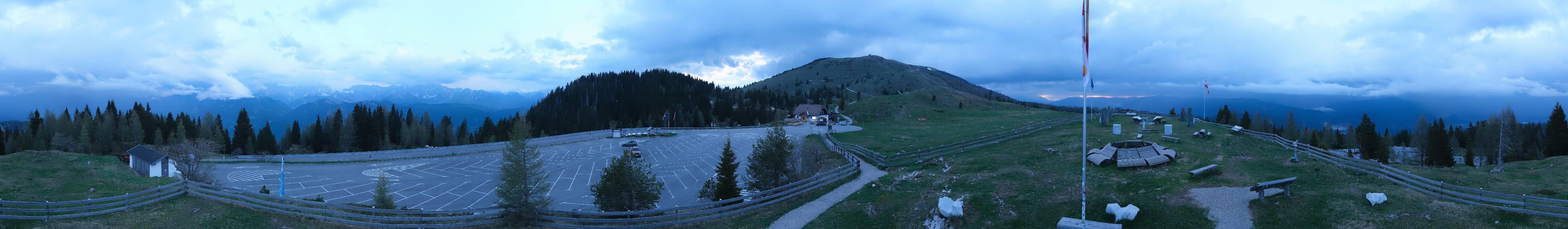 Archiv Foto Webcam Villacher Alpenstraße - Aussichtspunkt Rosstratten