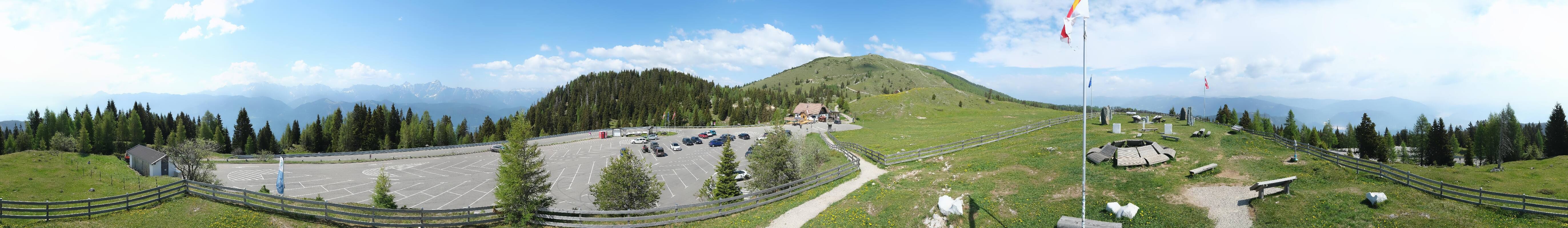 Archived image Webcam Villach Alpine Road - Viewpoint Rosstratten