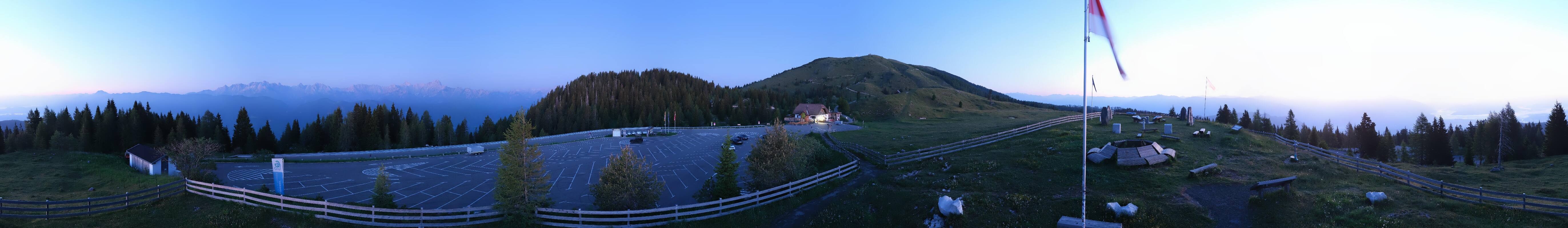 Archiv Foto Webcam Villacher Alpenstraße - Aussichtspunkt Rosstratten
