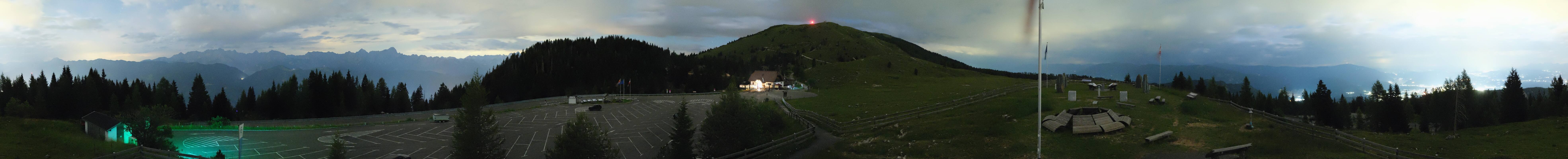 Archiv Foto Webcam Villacher Alpenstraße - Aussichtspunkt Rosstratten