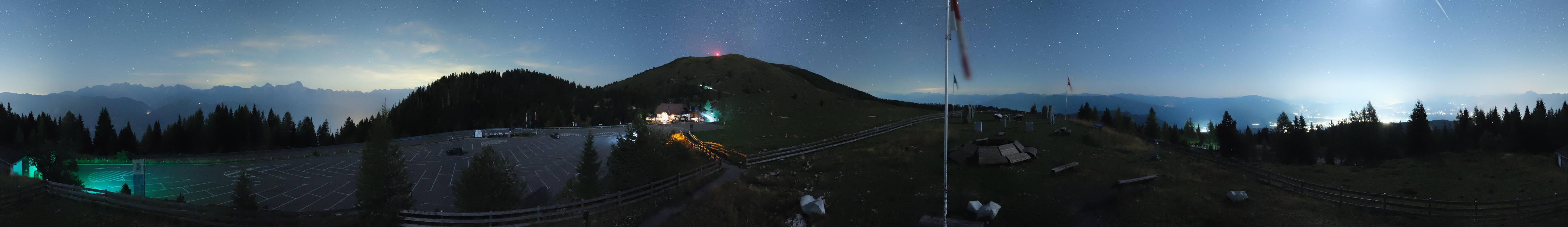 Archiv Foto Webcam Villacher Alpenstraße - Aussichtspunkt Rosstratten