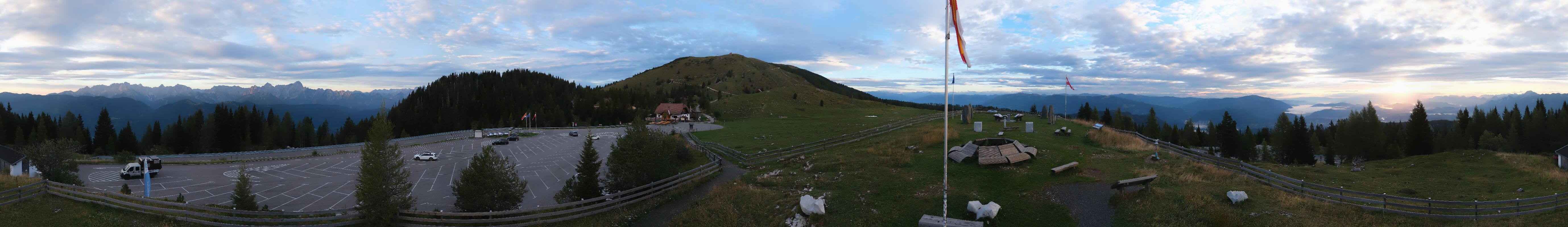 Archived image Webcam Villach Alpine Road - Viewpoint Rosstratten