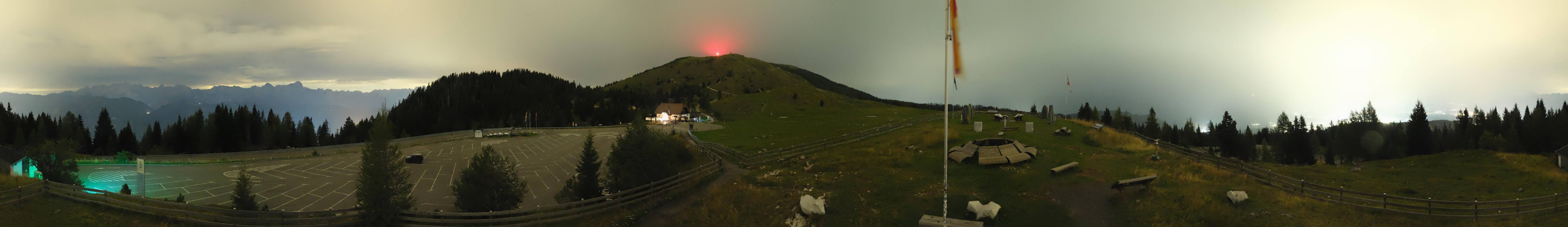 Archiv Foto Webcam Villacher Alpenstraße - Aussichtspunkt Rosstratten
