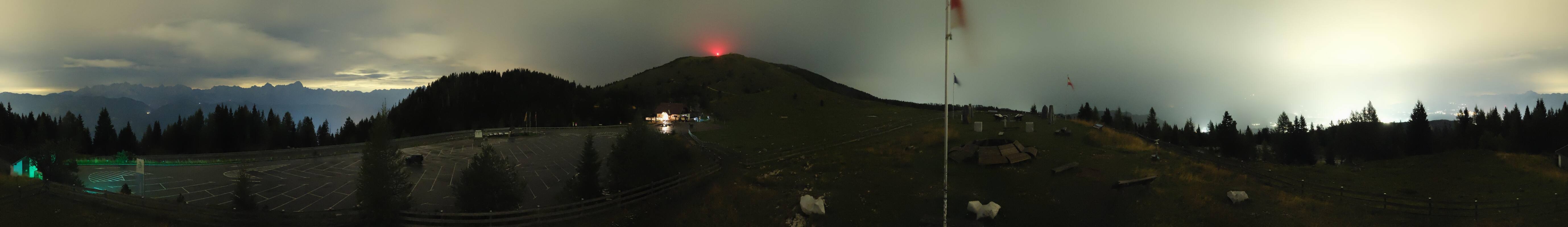 Archiv Foto Webcam Villacher Alpenstraße - Aussichtspunkt Rosstratten