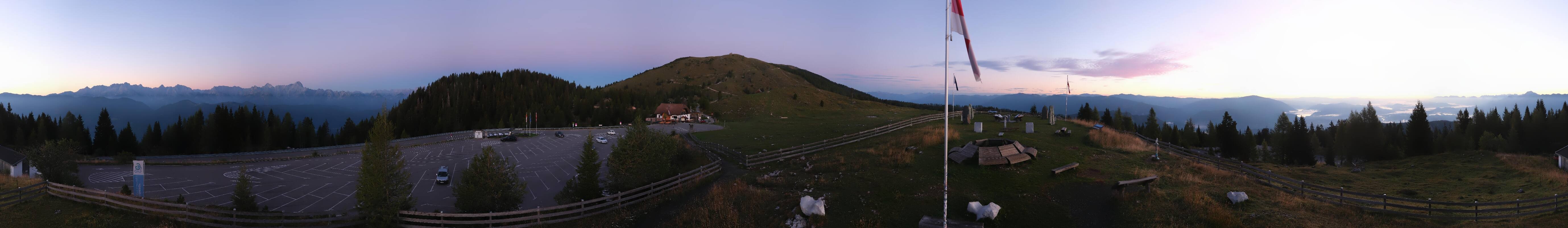 Archiv Foto Webcam Villacher Alpenstraße - Aussichtspunkt Rosstratten
