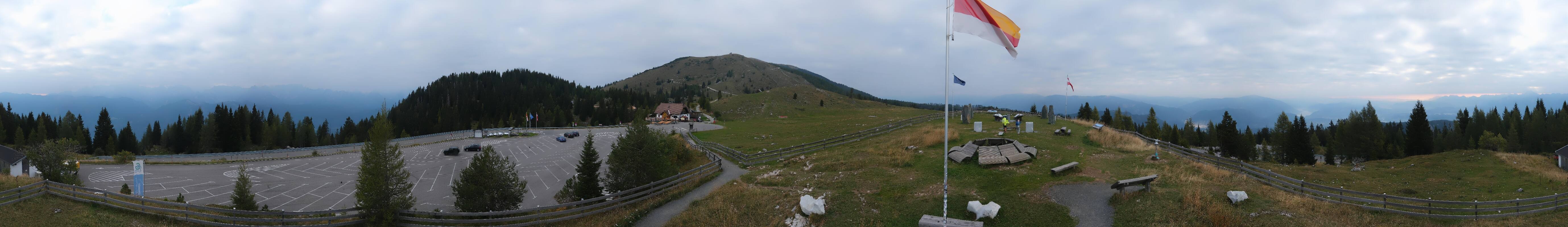 Archiv Foto Webcam Villacher Alpenstraße - Aussichtspunkt Rosstratten