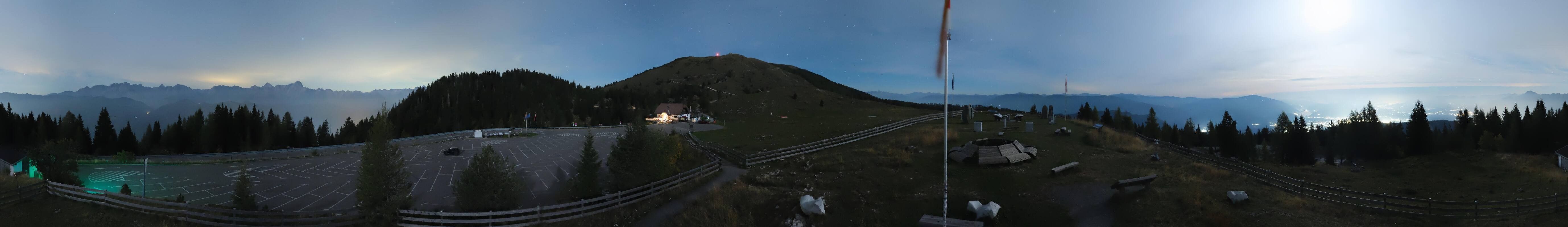 Archiv Foto Webcam Villacher Alpenstraße - Aussichtspunkt Rosstratten
