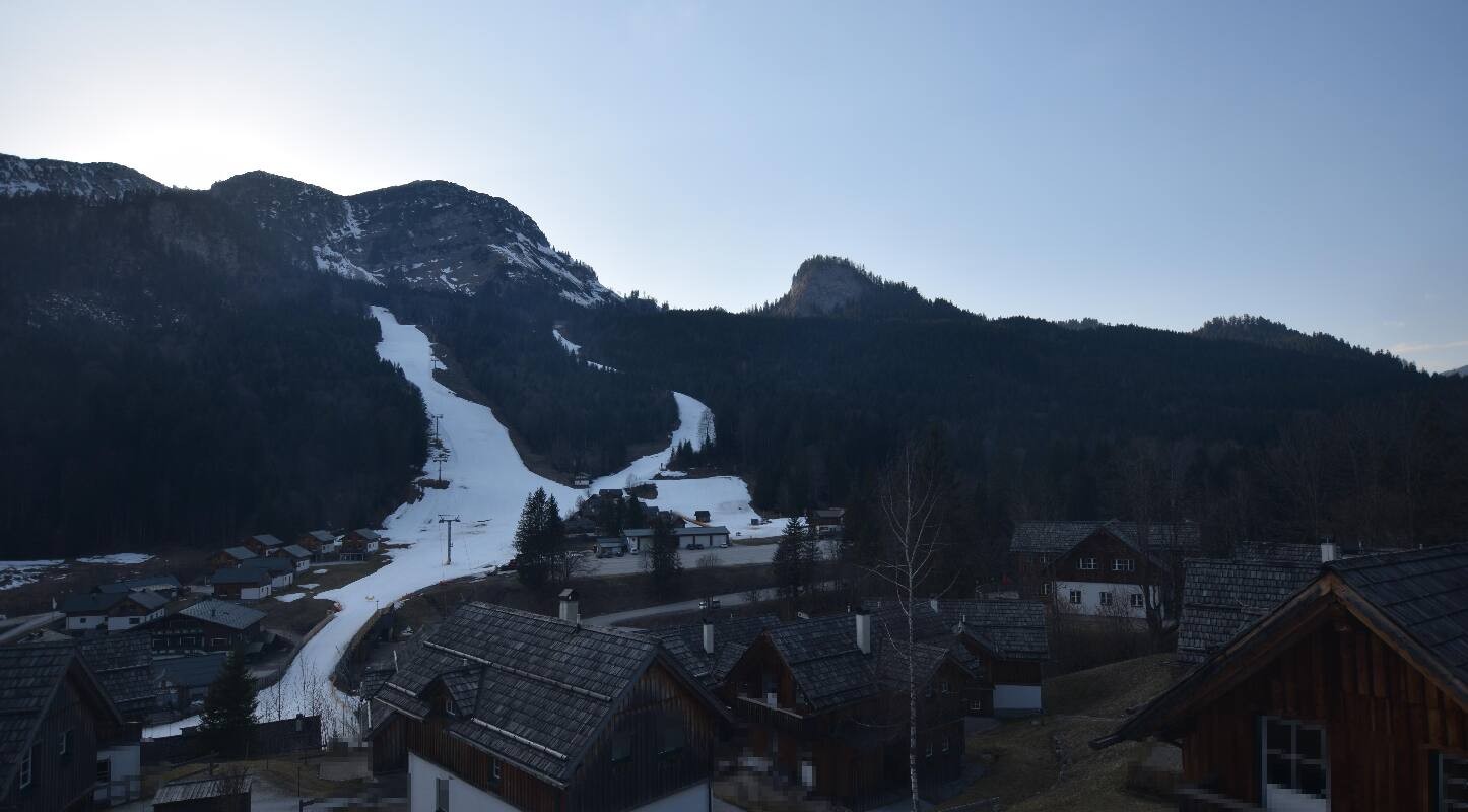 Archived image Webcam Loser Altaussee - Chairlift Sandling-Jet