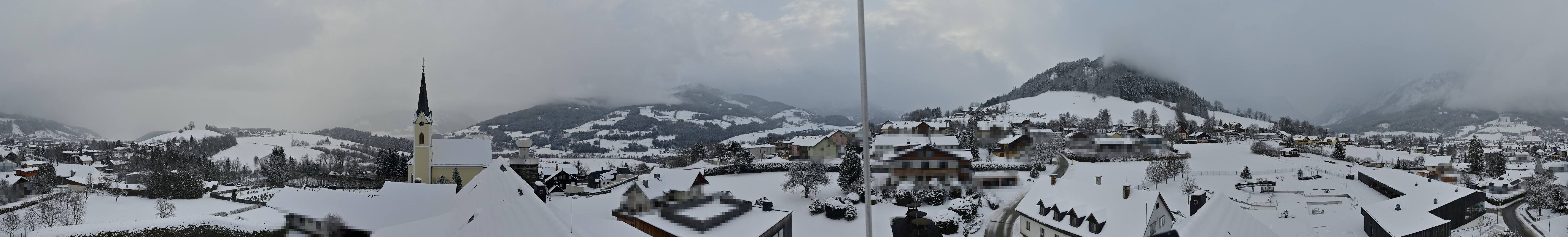 Archiv Foto Webcam Gröbming: Kirche und Panoramabad