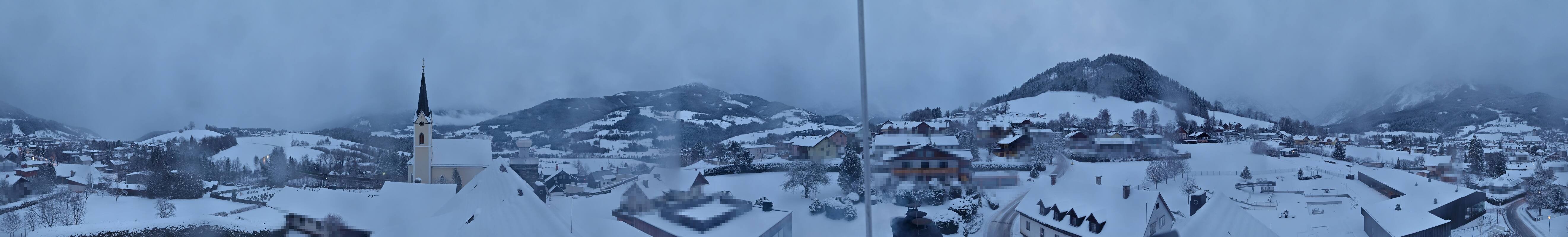 Archiv Foto Webcam Gröbming: Kirche und Panoramabad