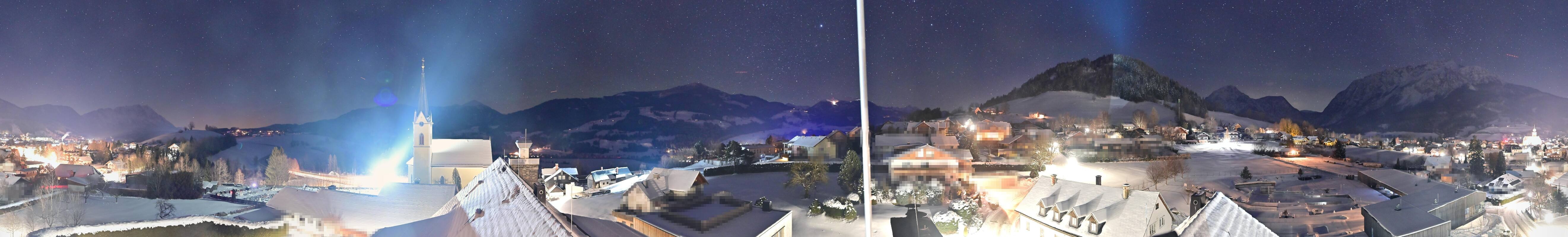 Archiv Foto Webcam Gröbming: Kirche und Panoramabad