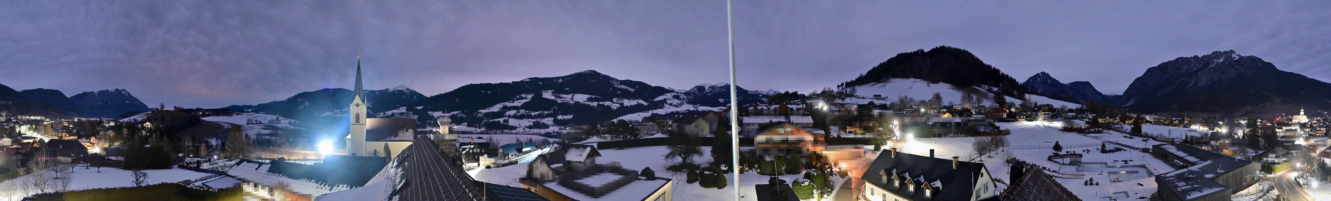 Archiv Foto Webcam Gröbming: Kirche und Panoramabad